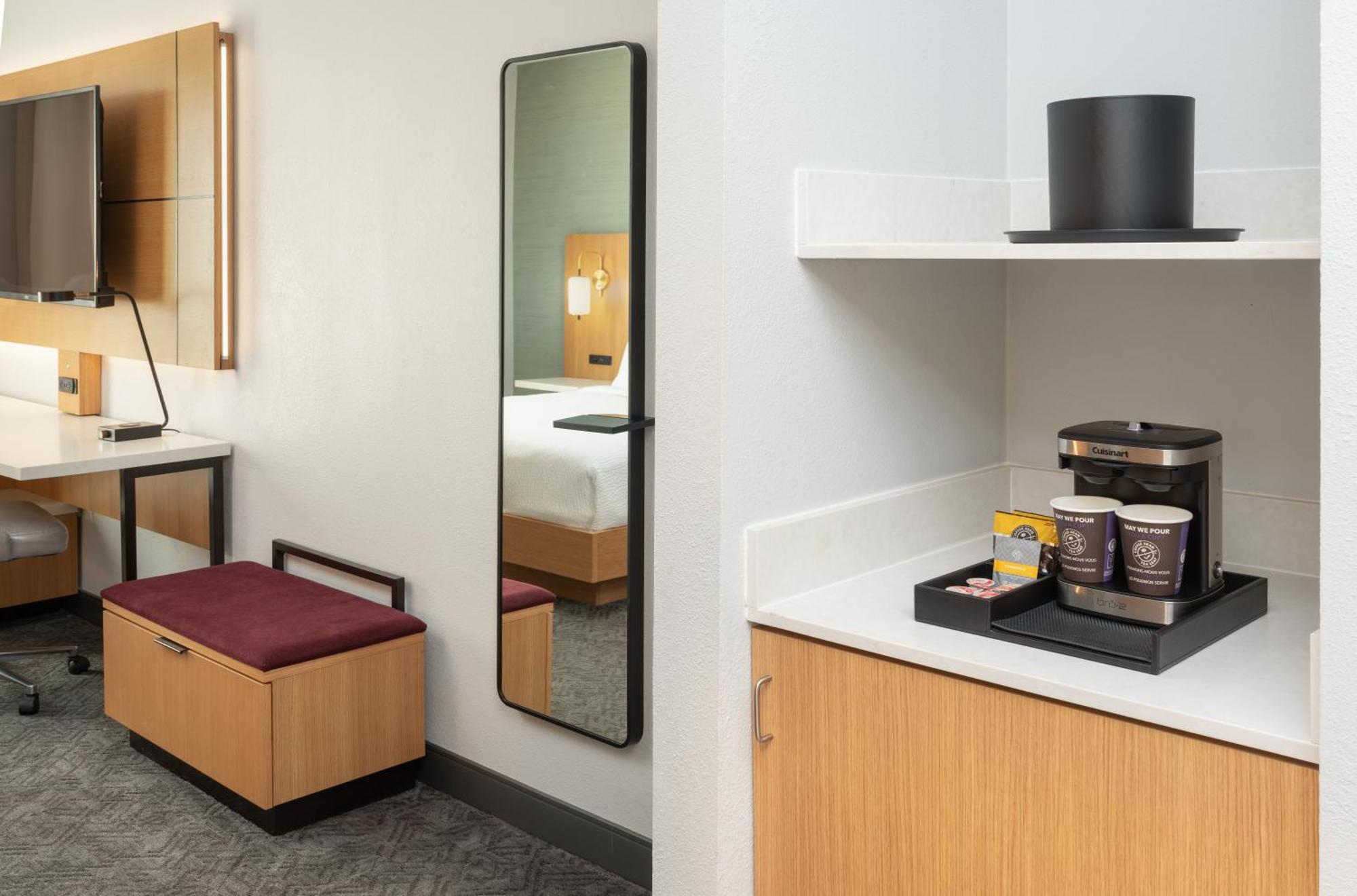 Doubletree By Hilton Houston Westchase Hotel Eksteriør billede